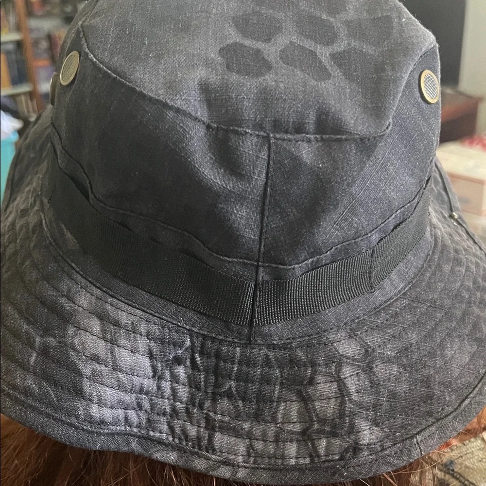 # 0857+ Black Patterned Women's Bucket Hat